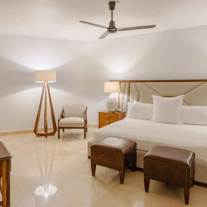 Interior bedroom