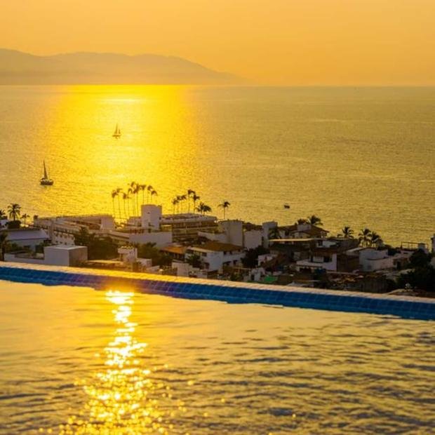 Sunset over the bay